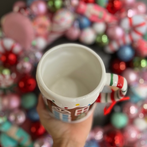 ✨NEW🎁LANG Gingerbread House Christmas Mug🎄 - Picture 7 of 10